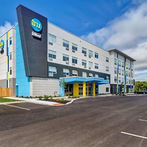 Hotel Tru By Hilton Syracuse-Camillus Exterior photo