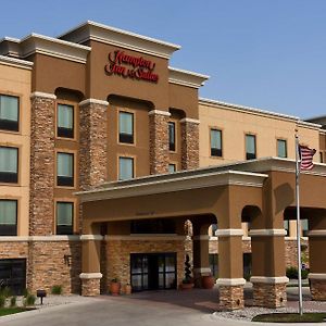 Hampton Inn&Suites Fargo Medical Center Exterior photo