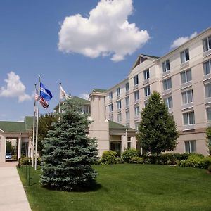 Hilton Garden Inn Oakbrook Terrace Exterior photo