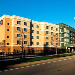 Hotel Courtyard Pittsburgh Settlers Ridge/Robinson Township Exterior photo