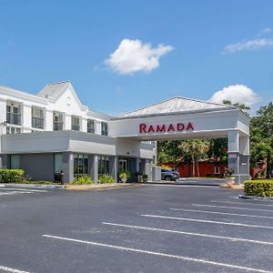 Hotel Ramada By Wyndham Altamonte Springs Near I-4 Exterior photo