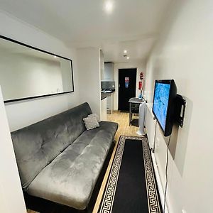 Exclusive Private One Bedroom Suite Londres Exterior photo