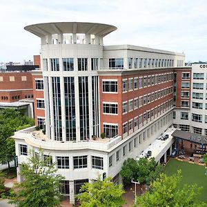 Courtyard By Marriott Greenville Downtown Exterior photo