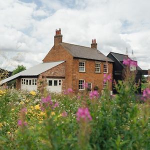 Beautiful Countryside Farmhouse Villa Sutton Bonington Exterior photo