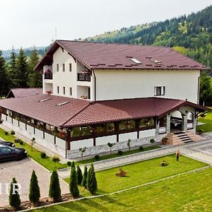 Hotel Pensiunea Teomir Pojorîta Exterior photo