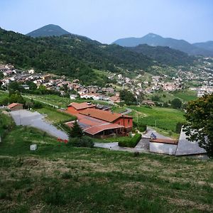 Hotel Agriturismo Podere Cavaga Lago D'Iseo Agribio Winery Foresto Sparso Exterior photo