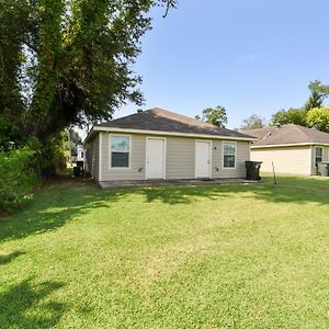 Apartamento Lovely Lake Charles Duplex In Central Location! Exterior photo