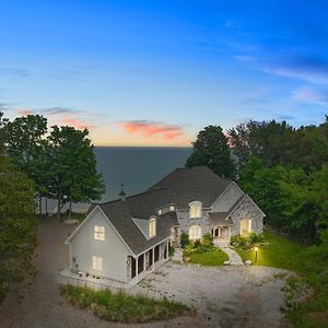 Northport Bay Beach Getaway Villa Exterior photo