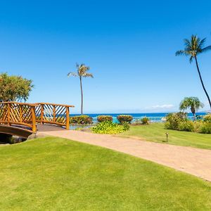 The Whaler Resort Lahaina Exterior photo