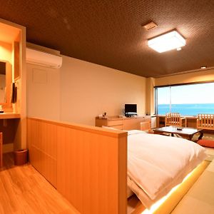 Hotel 黒潮の宿 臨海荘 -Kuroshio No Yado Rinkaisou- Katsuura  Exterior photo