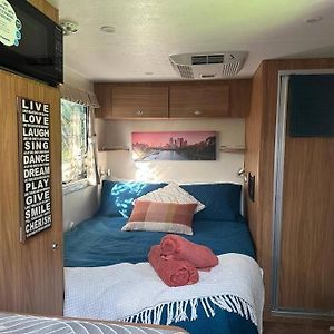 Heated Caravan With All The Trimmings Melburne Exterior photo