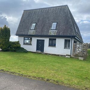 Immaculate 2 Bed Property In Rural Location Alloa Exterior photo