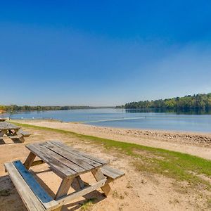 Hawkins Vacation Rental With On-Site Lake Access! Exterior photo