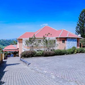 Hotel Centre D Accueil Hosanna Kigali Exterior photo