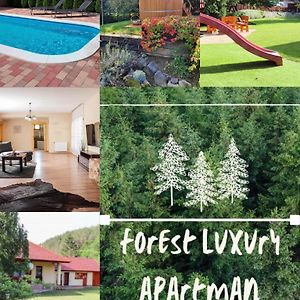 Apartamento Forest Luxury Apartman Doroghaza Exterior photo