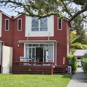 Kuituna On The Canal Villa, 3 Bedrooms Rotorua Exterior photo