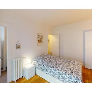 Apartamento Comfy 1-Bed Retreat Near Champ De Mars París Exterior photo