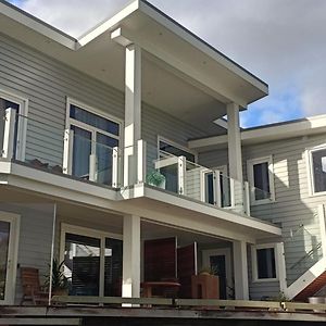 New Luxury Waterfront Accommodation Dunedin Exterior photo