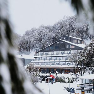 Falls Creek Hotel Exterior photo