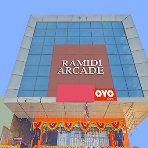 Oyo Aayush Stay Inn Hyderabad Exterior photo