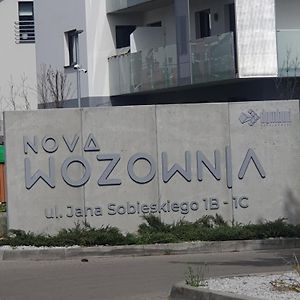 Apartamento Apartament Number 2 Nova Wozownia Free Parking Leszno  Exterior photo