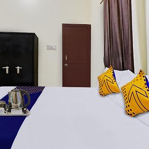 Oyo Hotel Ganga Pg And Home Stay Jhājra Exterior photo