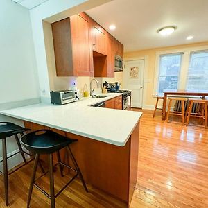 Huge 1 Bed, 2 Baths, Harvard, Porter Davis Sq Villa Cambridge Exterior photo