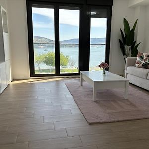 Apartamento apartamento a estrenar vistas al mar, céntrico Moaña Exterior photo
