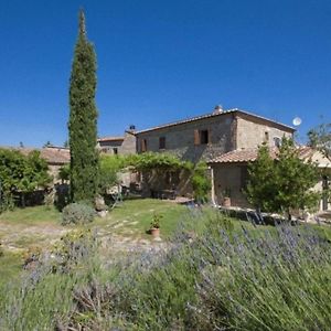 Suite Mit Gartenblick Ein Intimes Nest Fuer Ein Paar Casale di Pari Exterior photo