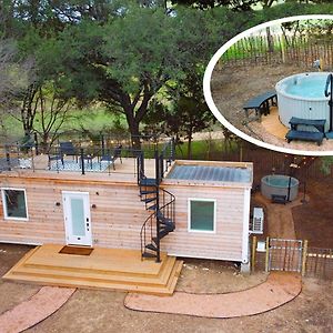 The Lonely Bull Luxury Container Home On 5 Acres Weatherford Exterior photo
