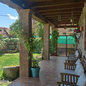 Casa Rural Aguas del Venero Hostal Losar De La Vera Exterior photo