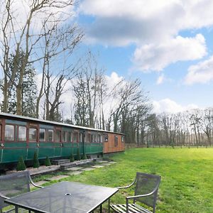 The Railway Carriage Villa Briston Exterior photo