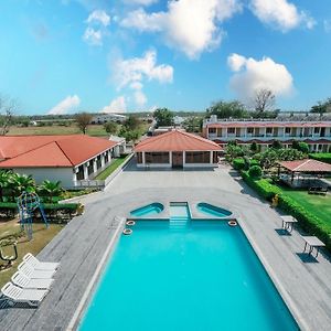 Rupis Resort Dabok Exterior photo