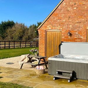 Inglenook Barns Villa Bidford Exterior photo