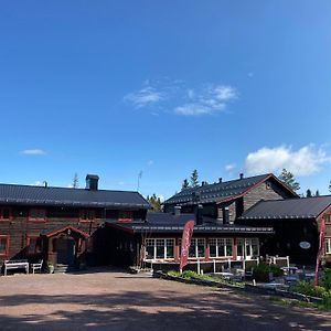 Olarsgarden Hotell Lindvallen Exterior photo