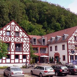 Behringers Freizeit - Und Tagungshotel Gössweinstein Exterior photo