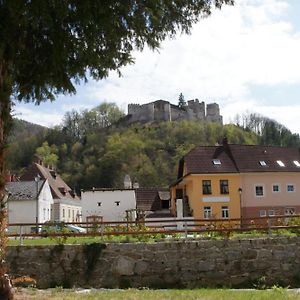 Hotel Post Honigwirt Kirchschlag in der Buckligen Welt Exterior photo