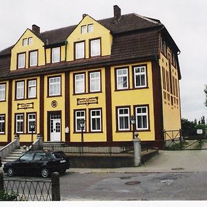 Hotel Gesellschaftshaus Bergen Auf Rugen Exterior photo