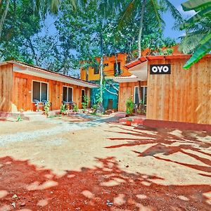 Oyo Flagship Joeae Cottages And Cafes Arambol Exterior photo