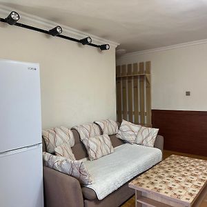 Fully Furnished 2 Room Apartment Opposite To The Ub Department Store Ulán Bator Exterior photo
