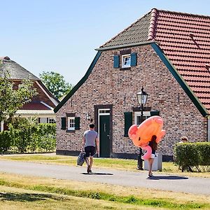 Farm Villa With Beautiful Garden, In Limburg Roggel Exterior photo