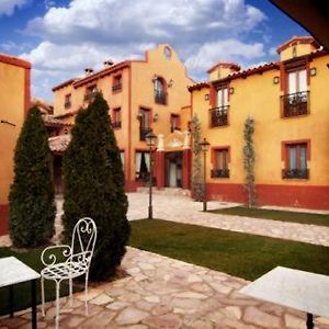 Hotel Rincón de Navarrete Calamocha Exterior photo