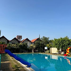 7 Heaven Villas & Resorts Chikmagalūr Exterior photo