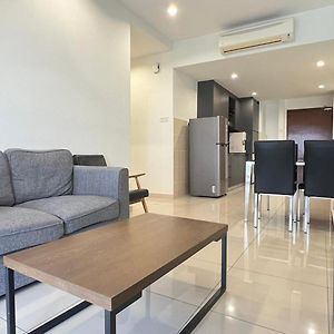 Apartamento Encorp Marina ,Bathtub 2Br/6 Pax Johor Bahru Exterior photo