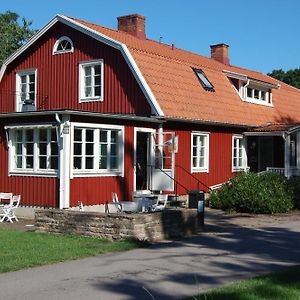 Allégården Kastlösa Hotell Exterior photo
