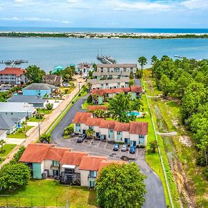 Waterfront Townhome About 10 Mi To Navarre Beach! Mary Esther Exterior photo