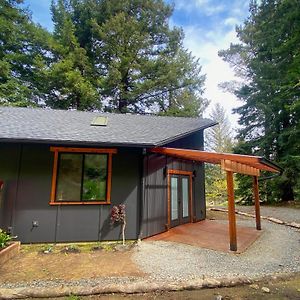 Modern Home In Country Setting, Close To Town Arcata Exterior photo