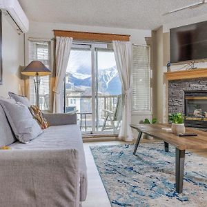 Lovely Mountain View 2 Bedroom Suite Canmore Exterior photo
