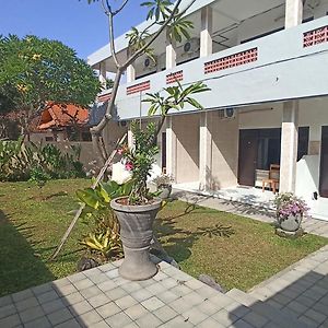 Pondok Nuri Homestay 2 Sanur Exterior photo