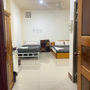 Hom Pho Guesthouse Ban Houayxay Exterior photo